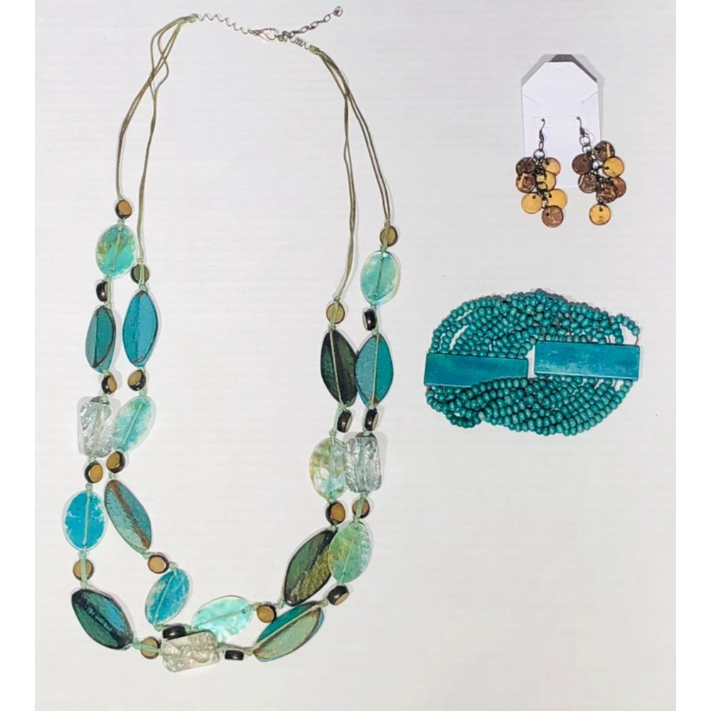 Vintage Turquoise Blue Beaded Wooden Jewelry Set